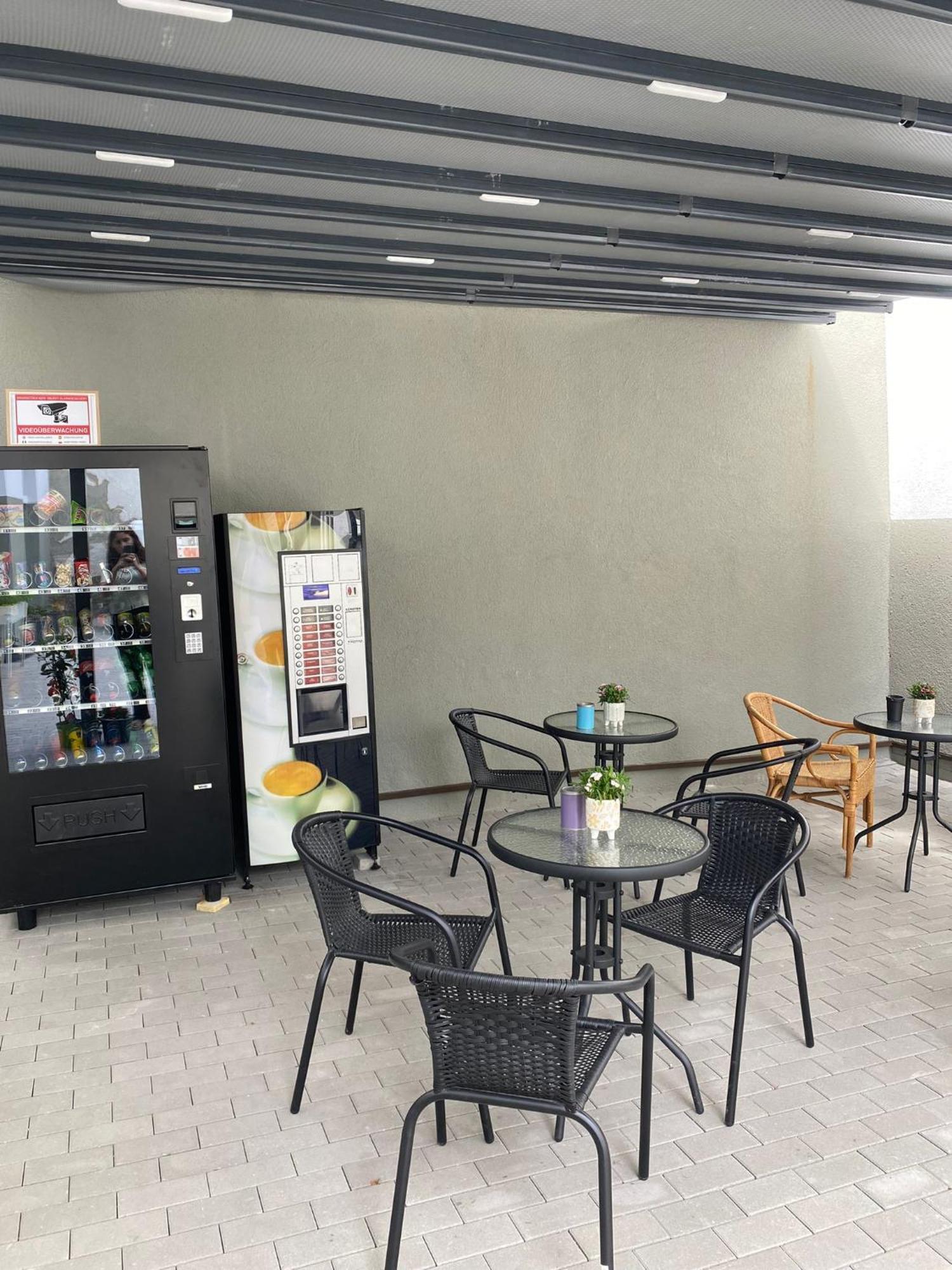 Hostel Linzer City Экстерьер фото